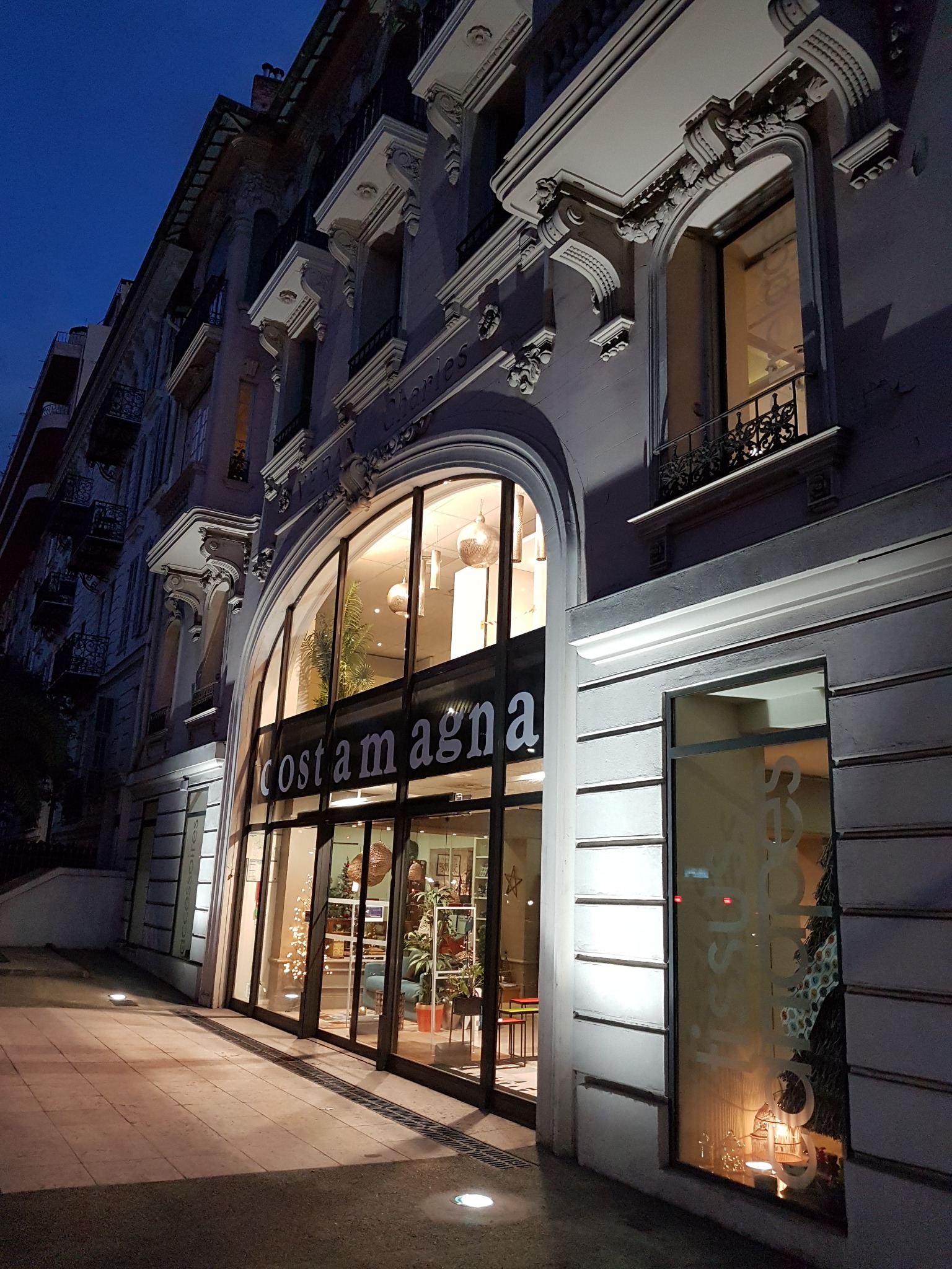 FACADE MAGASIN NICE